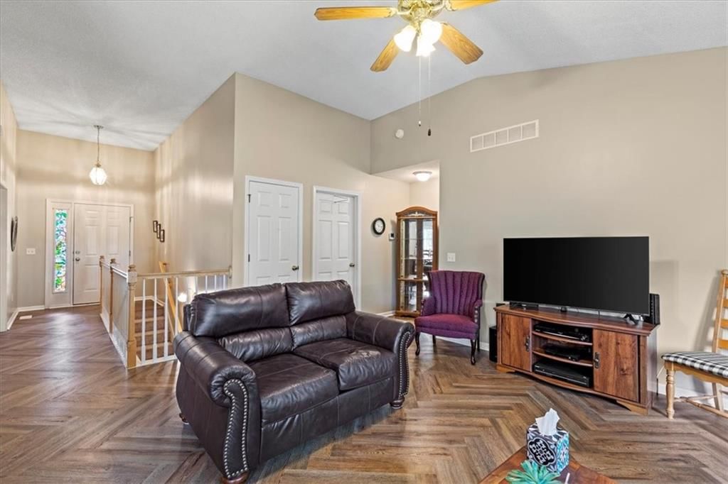12560 Oak Point Drive — photo 24