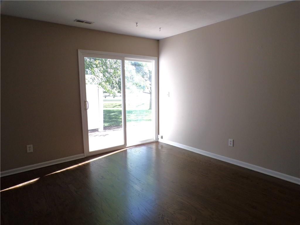 3033 Havrone Way — photo 11