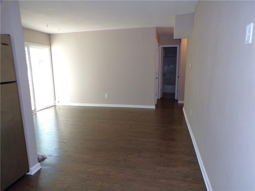 3033 Havrone Way — photo 12