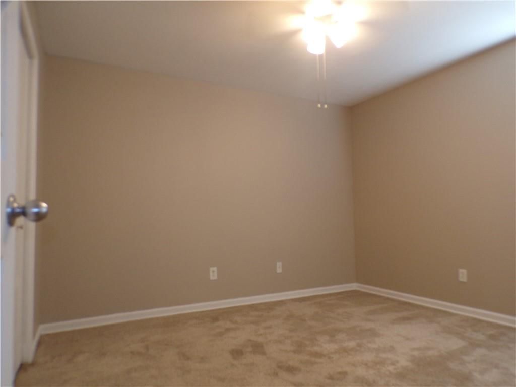 3033 Havrone Way — photo 18
