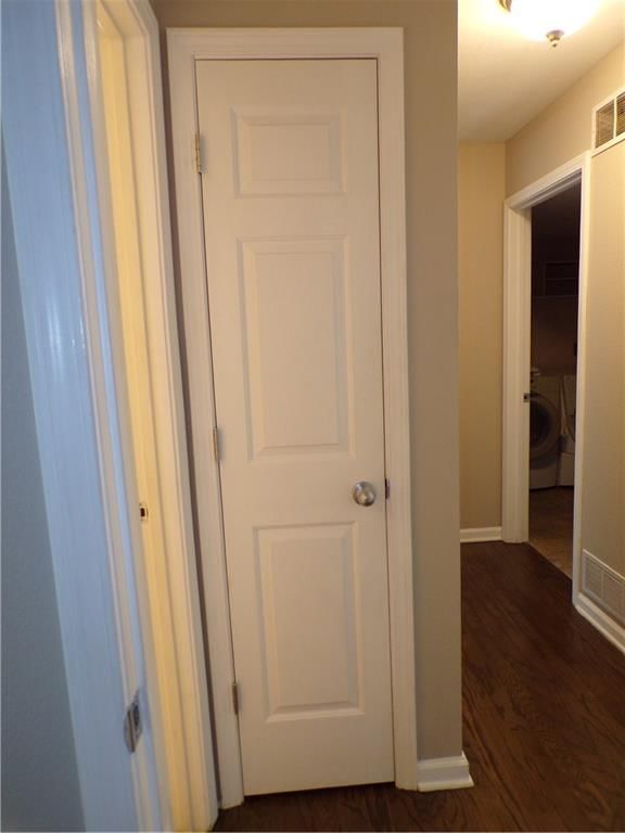 3033 Havrone Way — photo 29