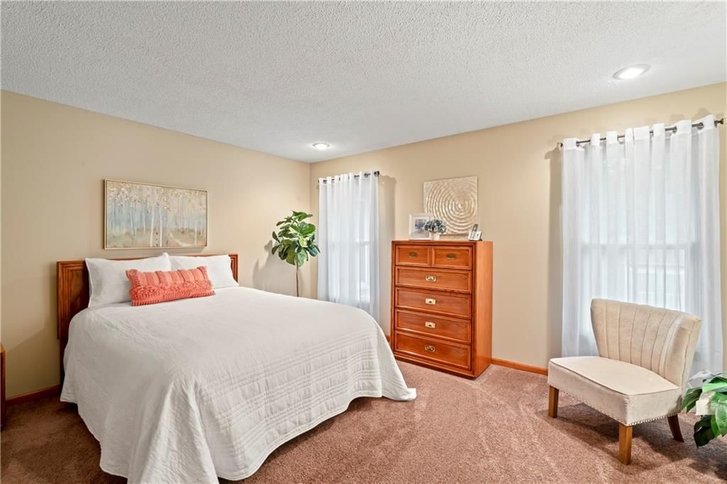 2508 S Seminole Drive — photo 29