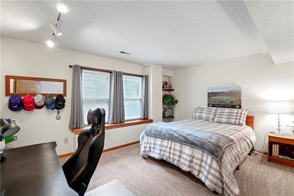 2508 S Seminole Drive — photo 46
