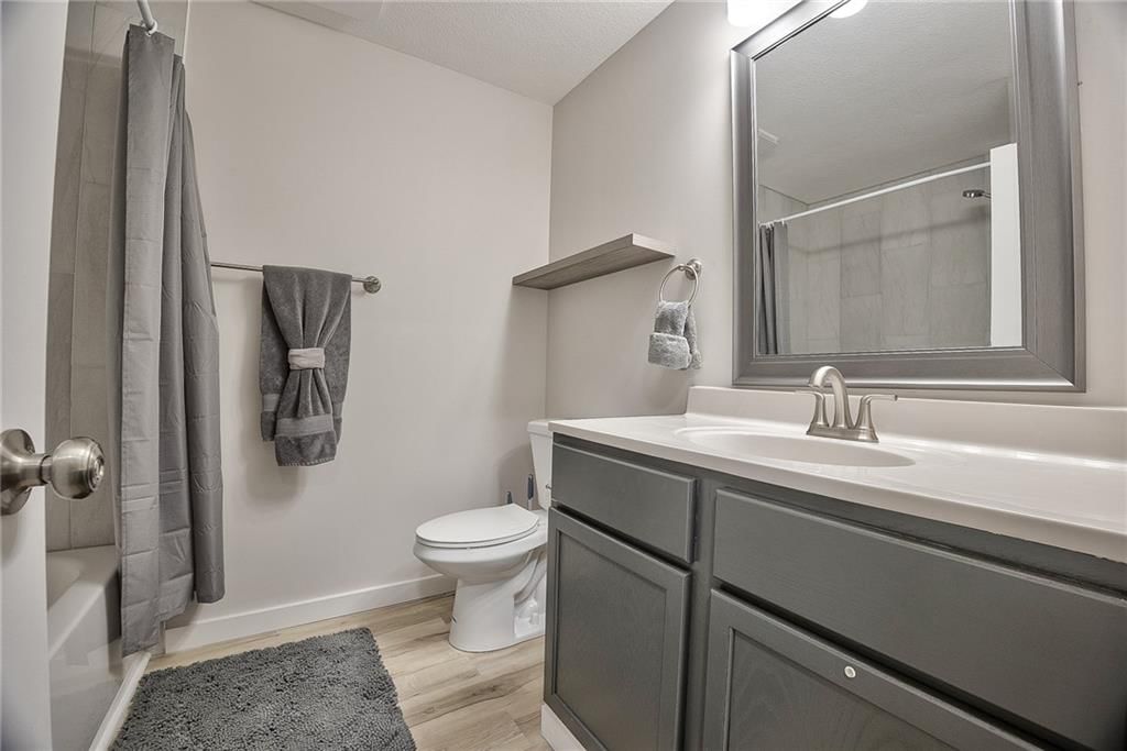 9704 E 82nd Street — photo 11