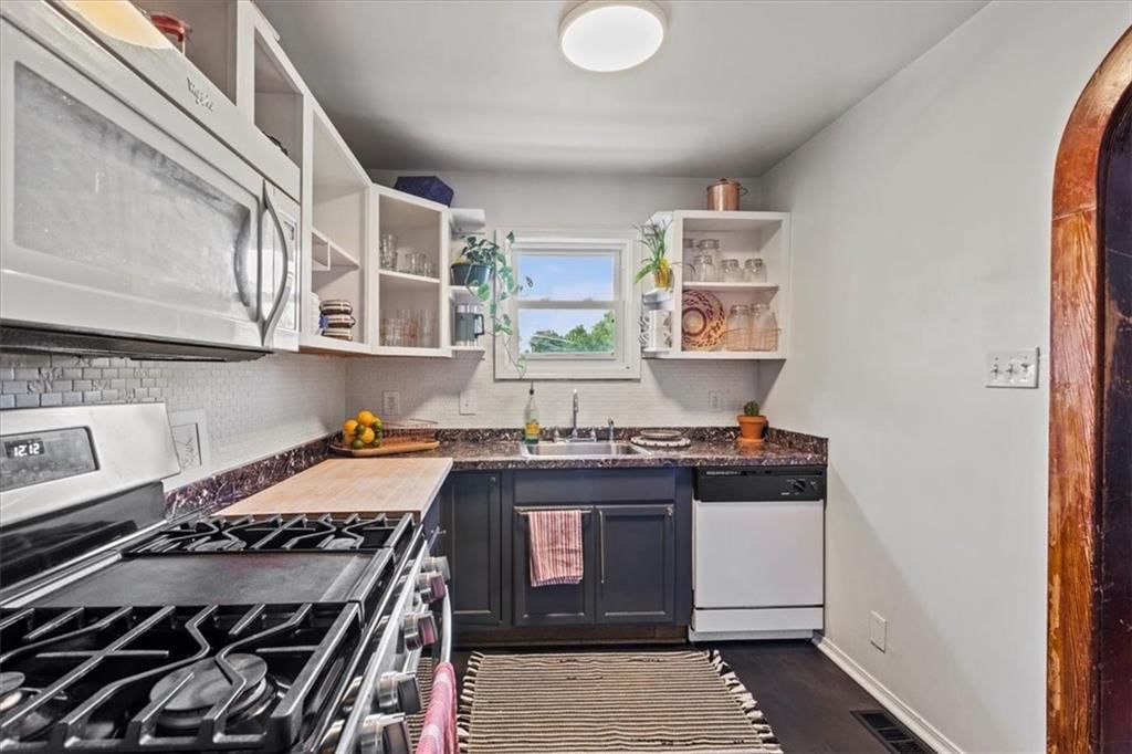 523 N Topping Avenue — photo 13