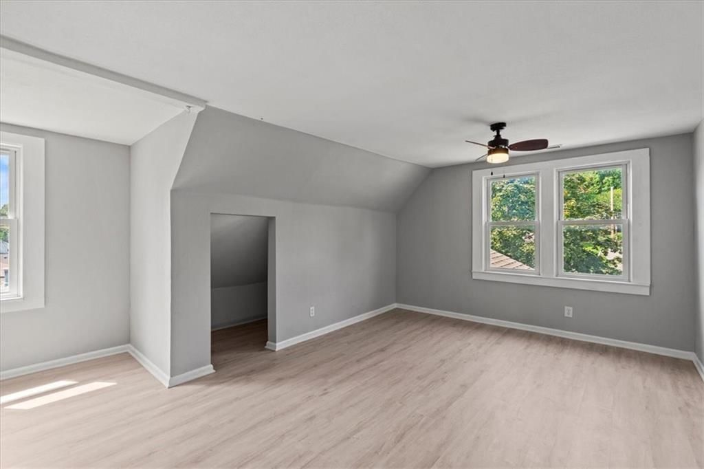 523 N Topping Avenue — photo 21