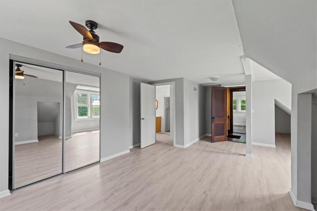 523 N Topping Avenue — photo 23
