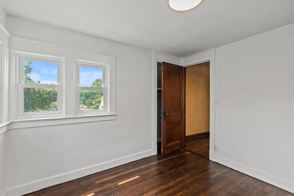523 N Topping Avenue — photo 29