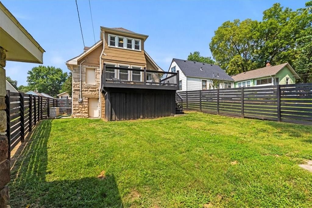 523 N Topping Avenue — photo 37