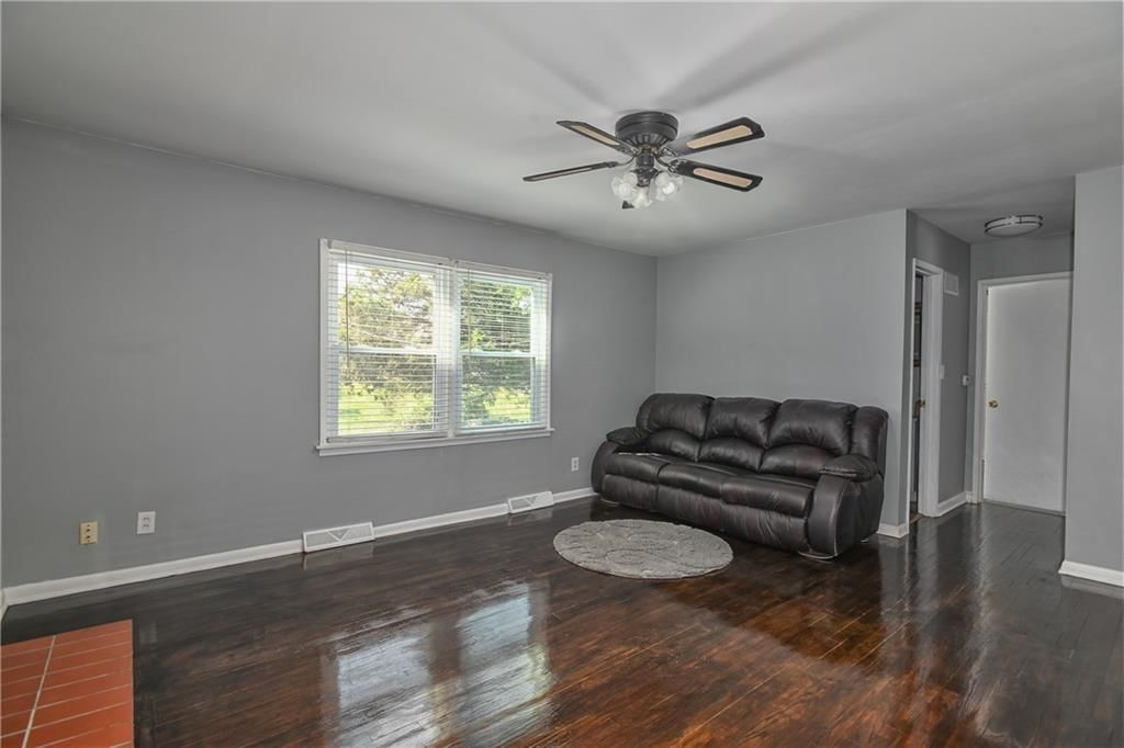 11905 W 93rd Street — photo 13