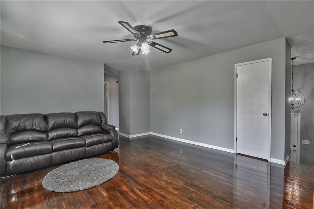 11905 W 93rd Street — photo 14