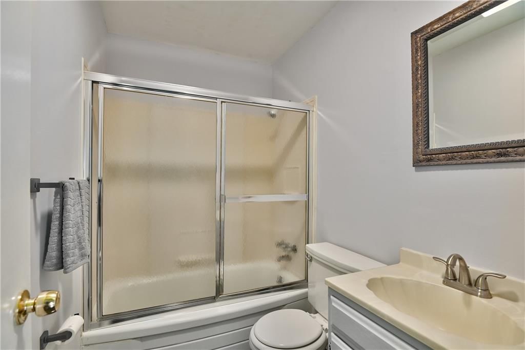 11905 W 93rd Street — photo 15