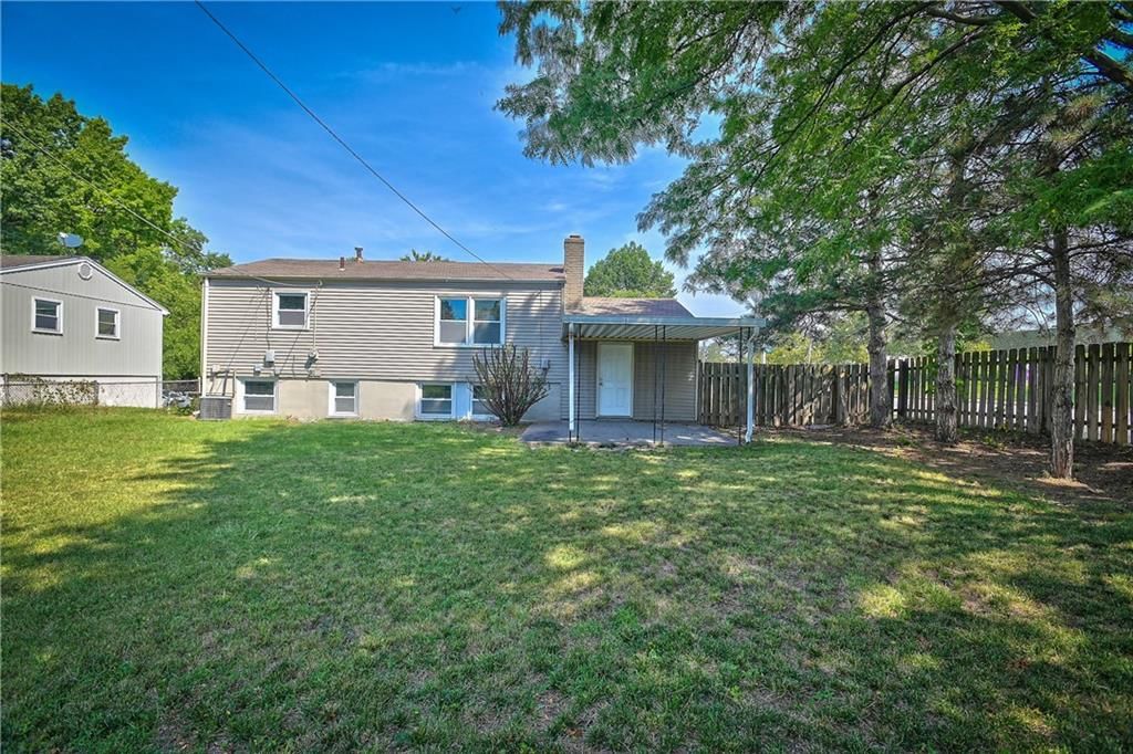 11905 W 93rd Street — photo 21