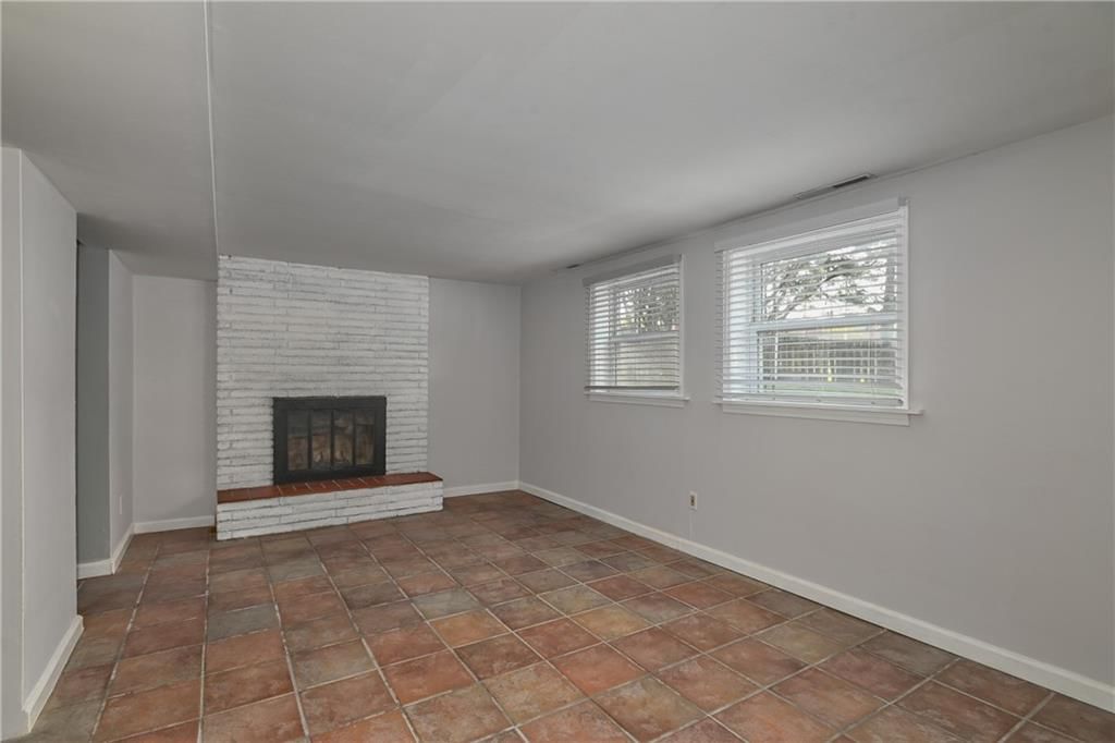 11905 W 93rd Street — photo 6