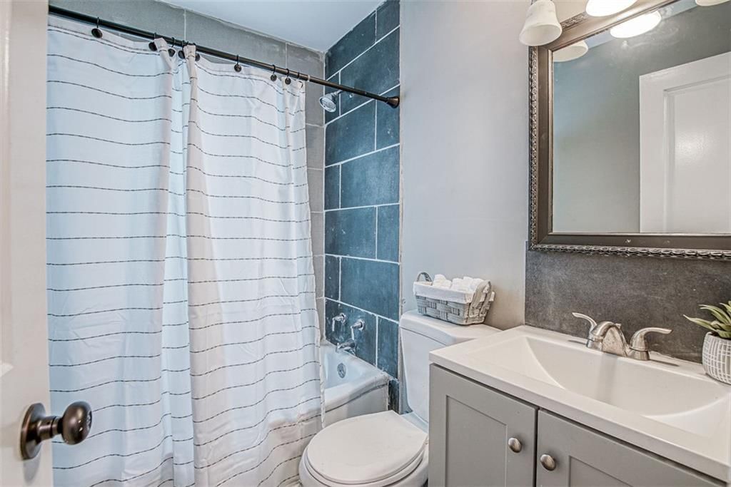 721 N Walnut Street — photo 14