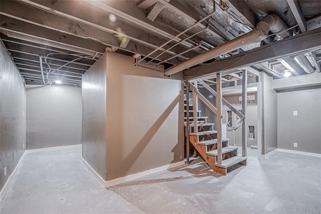 721 N Walnut Street — photo 17