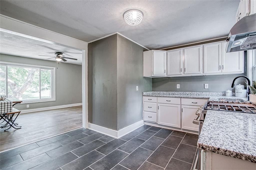721 N Walnut Street — photo 6