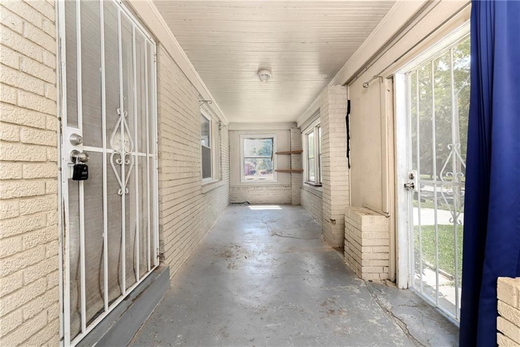 5143 Garfield Avenue — photo 2