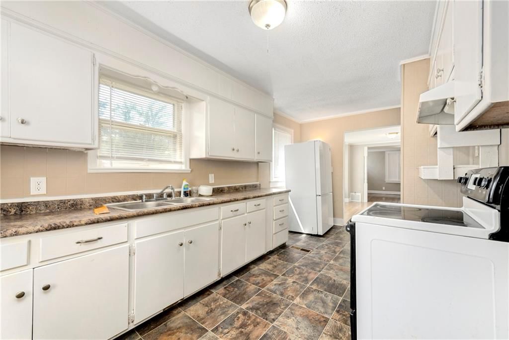 5143 Garfield Avenue — photo 10