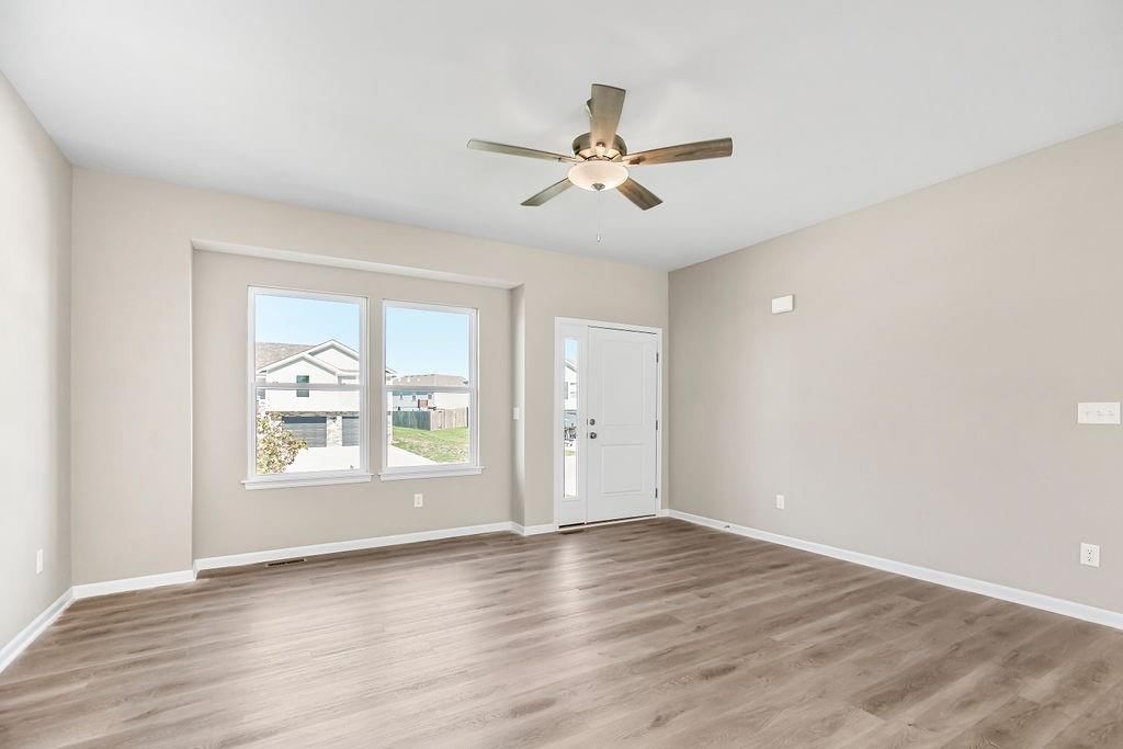 1308 SW Burns Circle — photo 6