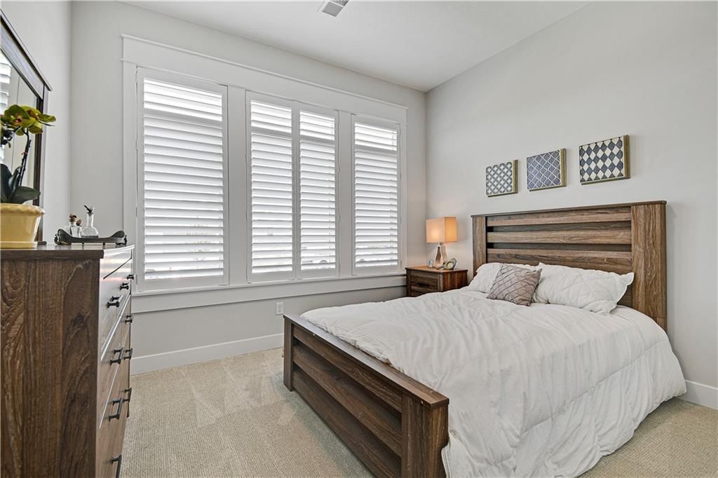 9449 Aurora Street — photo 16