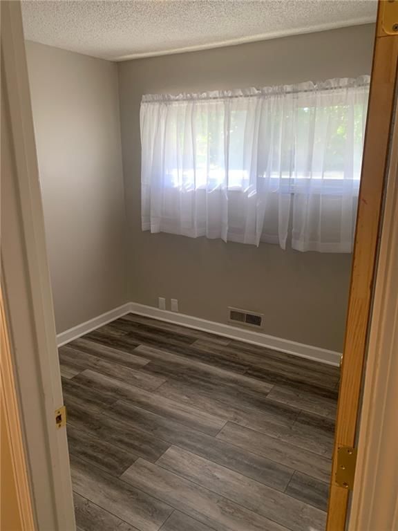 7402 E 108 th Street — photo 15
