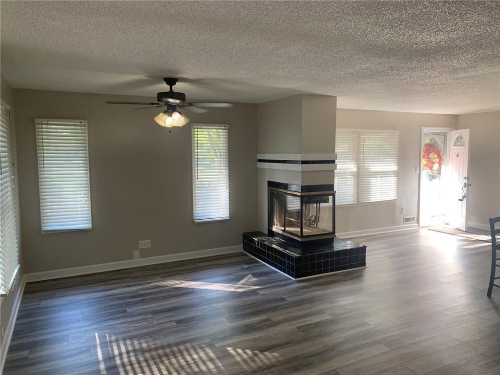 7402 E 108 th Street — photo 8