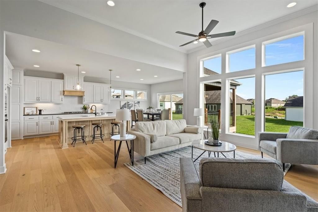 4269 Lake Shore Court — photo 6