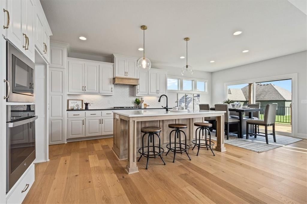 4269 Lake Shore Court — photo 8