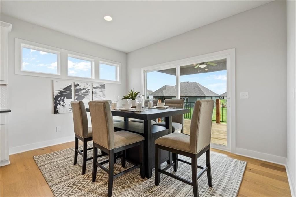 4269 Lake Shore Court — photo 9