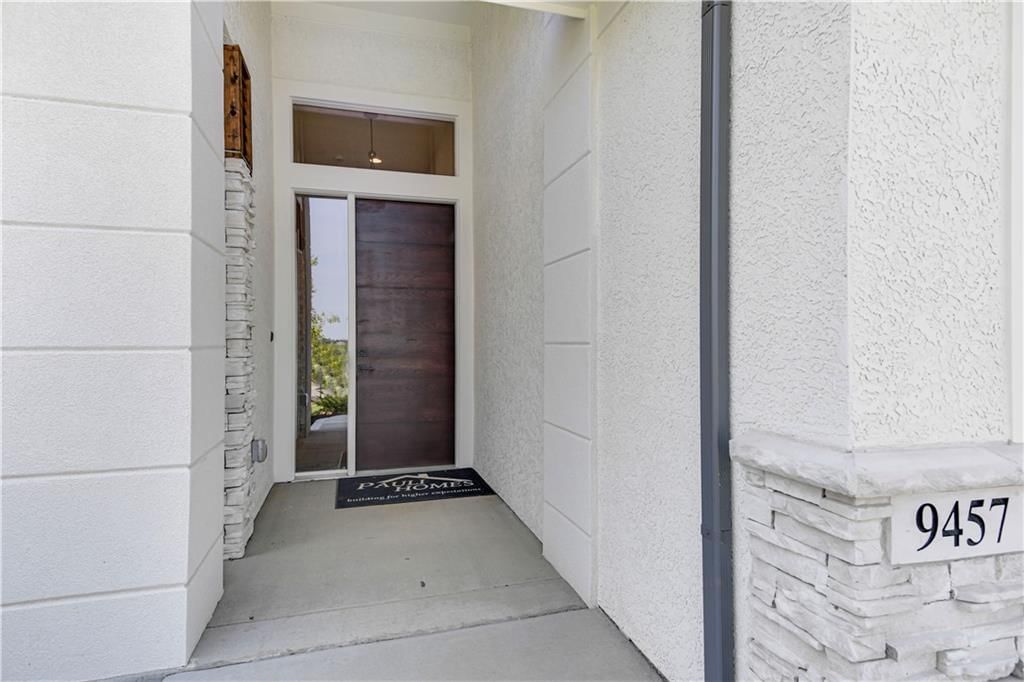 9457 Aurora Street — photo 2