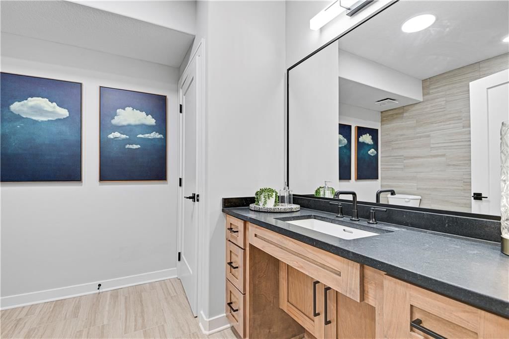 9457 Aurora Street — photo 35