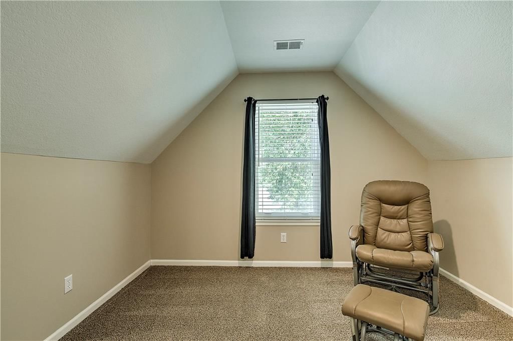 1033 SE Country Lane — photo 20