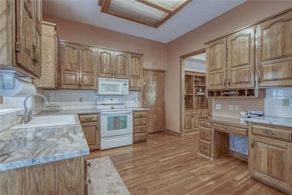 11715 S Winchester Street — photo 12