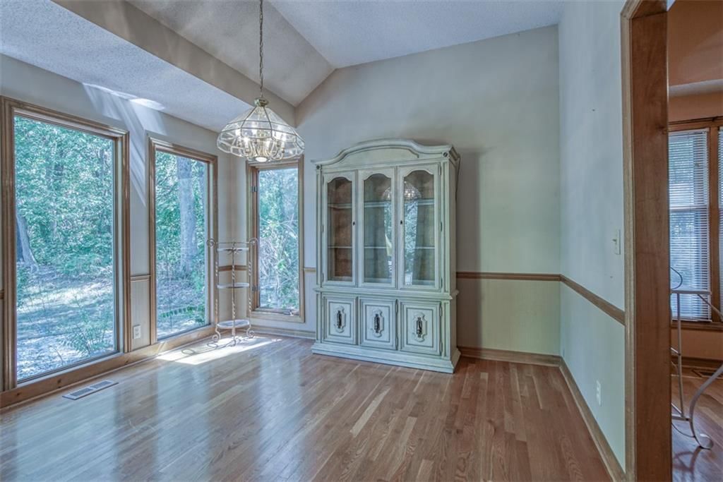 11715 S Winchester Street — photo 9