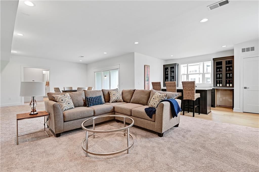 17324 Bradshaw Street — photo 34