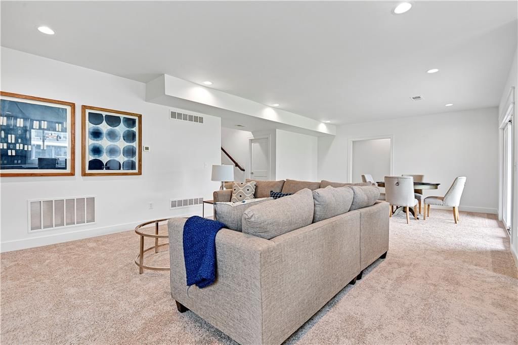 17324 Bradshaw Street — photo 35