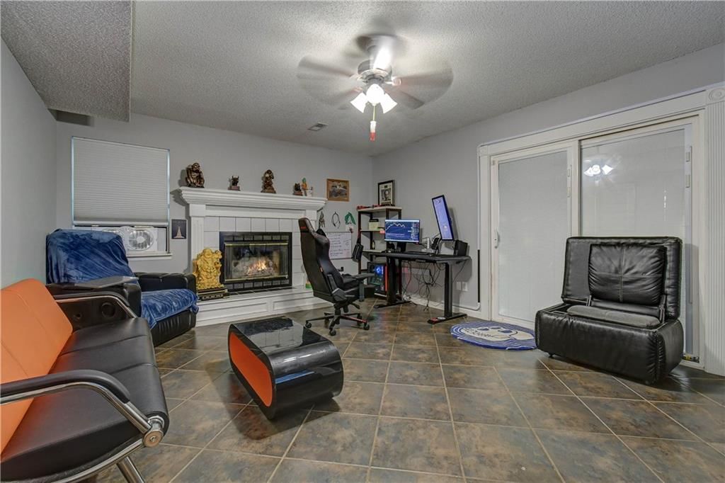 814 SW Shorthorn Drive — photo 27