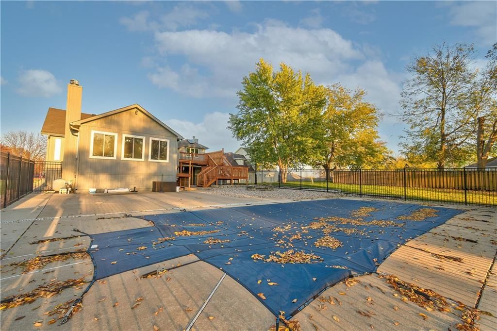 814 SW Shorthorn Drive — photo 35