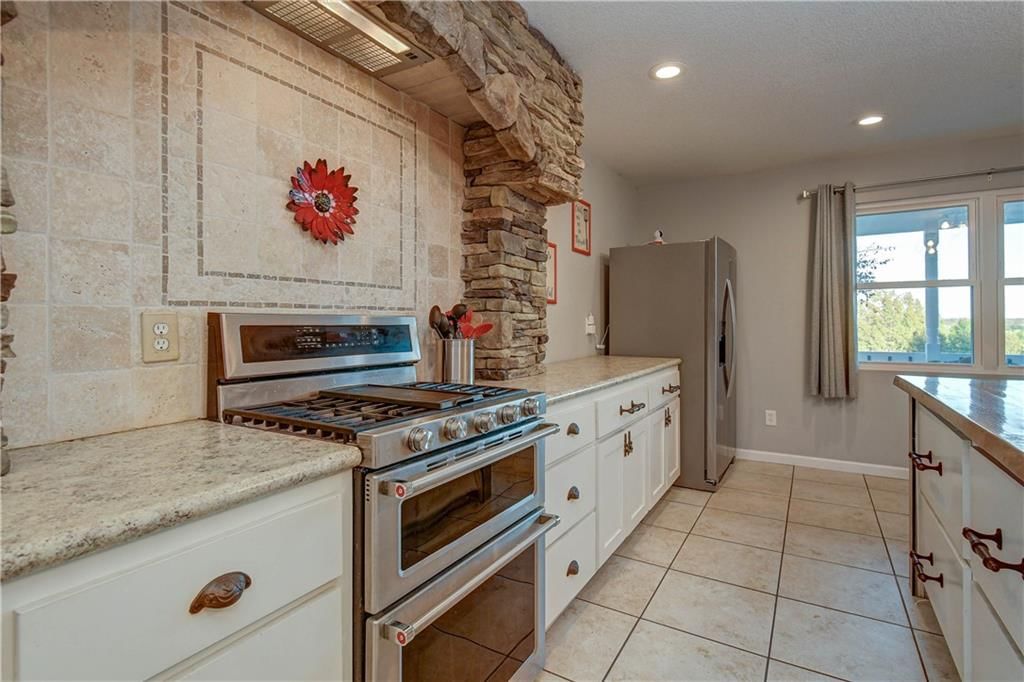 814 SW Shorthorn Drive — photo 10