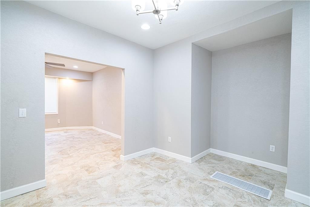 2704 Lafayette Street — photo 2
