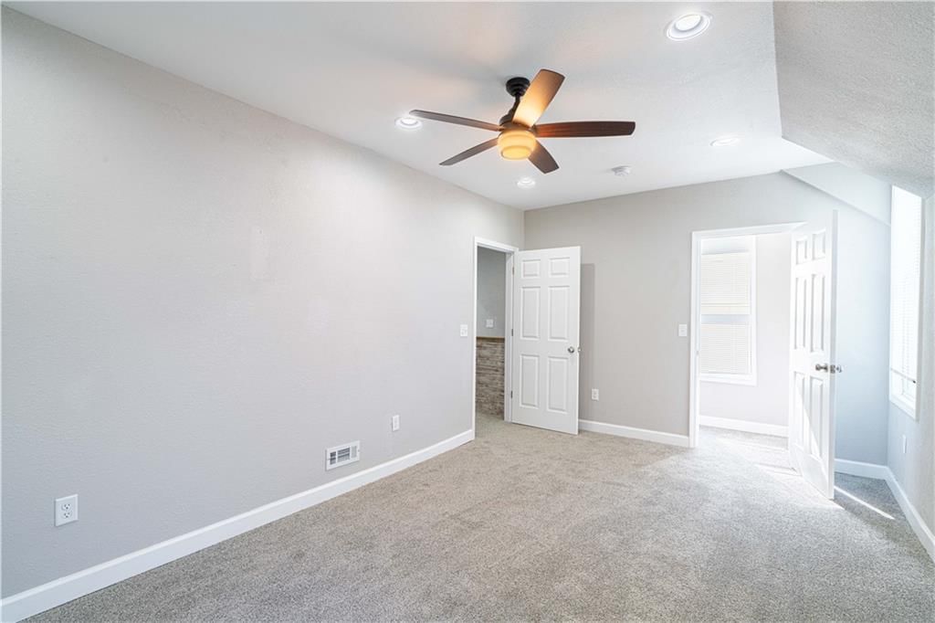 2704 Lafayette Street — photo 15