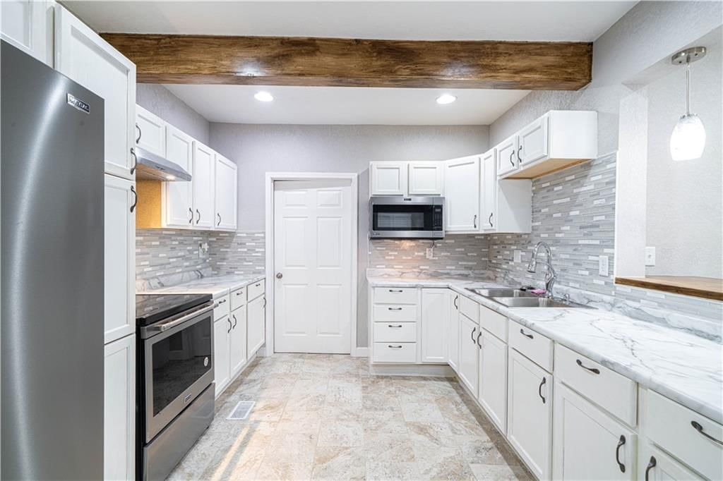 2704 Lafayette Street — photo 8
