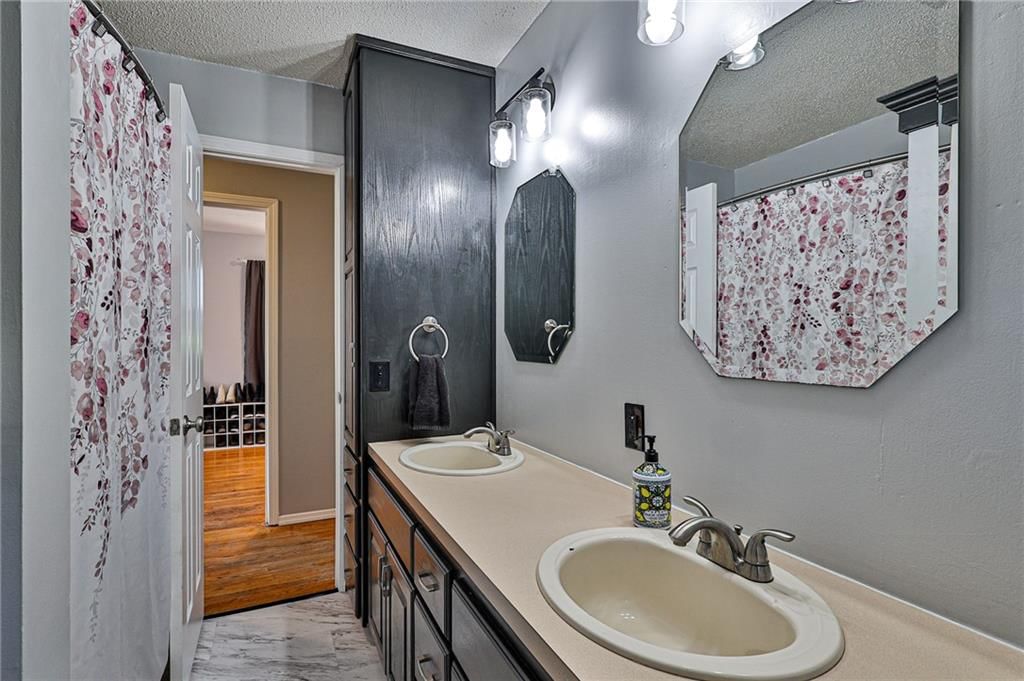1400 NW A Street — photo 11