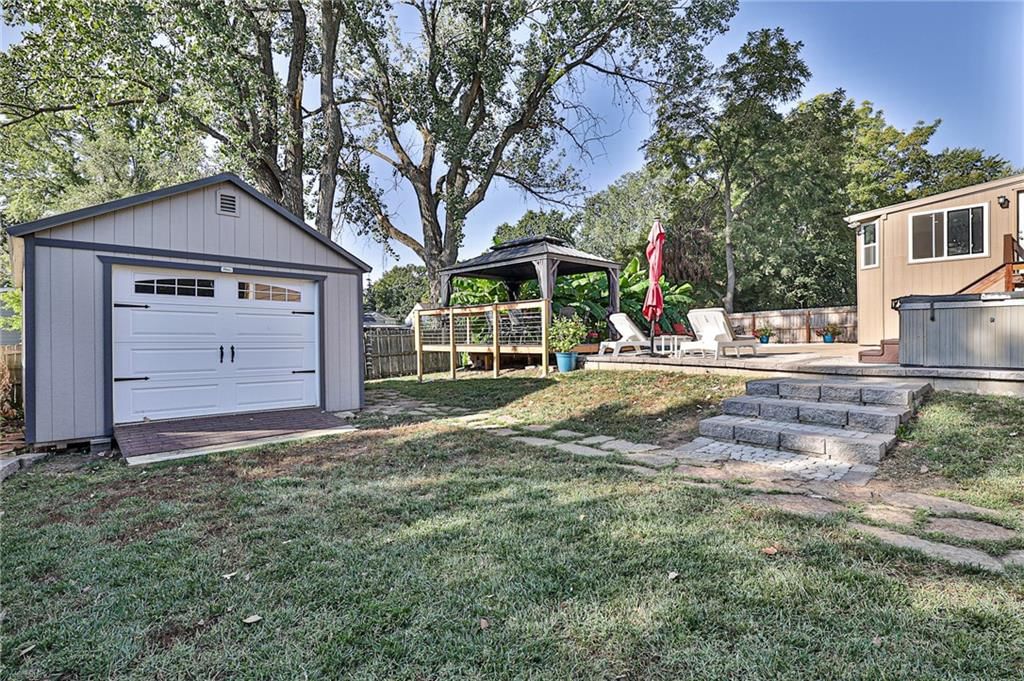 1400 NW A Street — photo 27