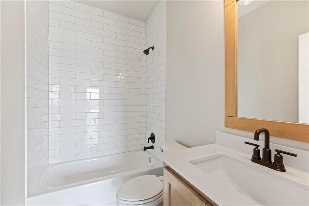 17352 S Hall Street — photo 33