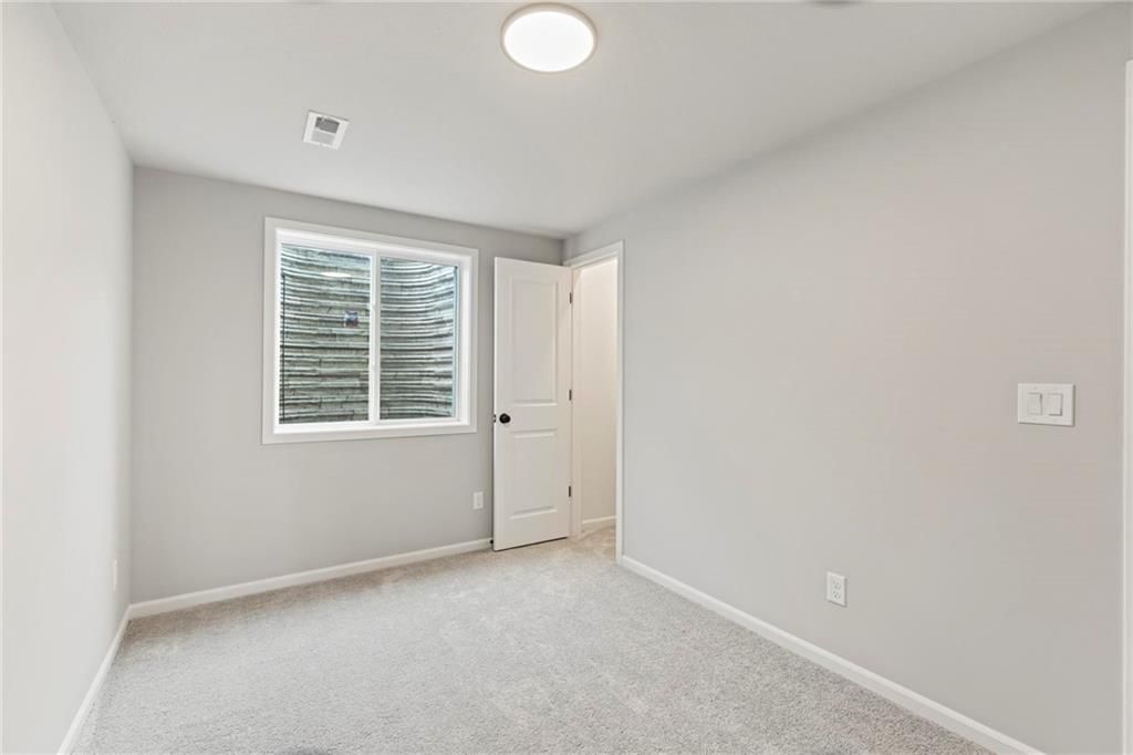 17352 S Hall Street — photo 36