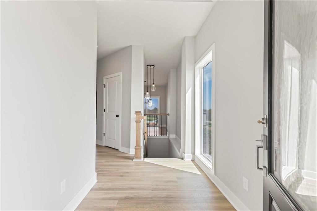 17352 S Hall Street — photo 9