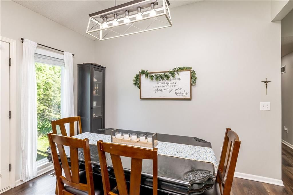 12613 S Belford Street — photo 7