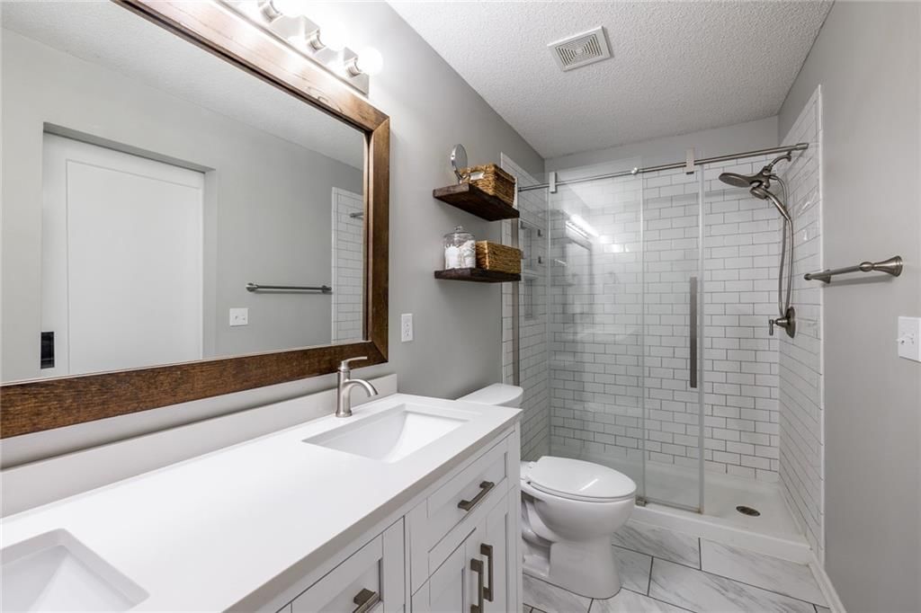 12613 S Belford Street — photo 9